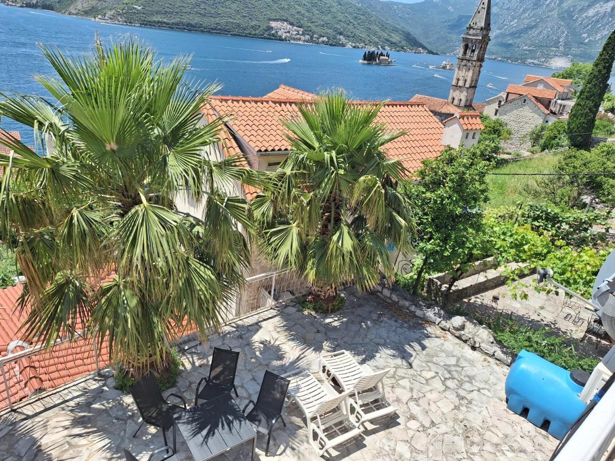 Holiday Home Forteca Perast Exterior foto